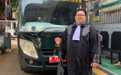 Apakah ada perbedaan hukuman antara curat di rumah dan di kendaraan umum?